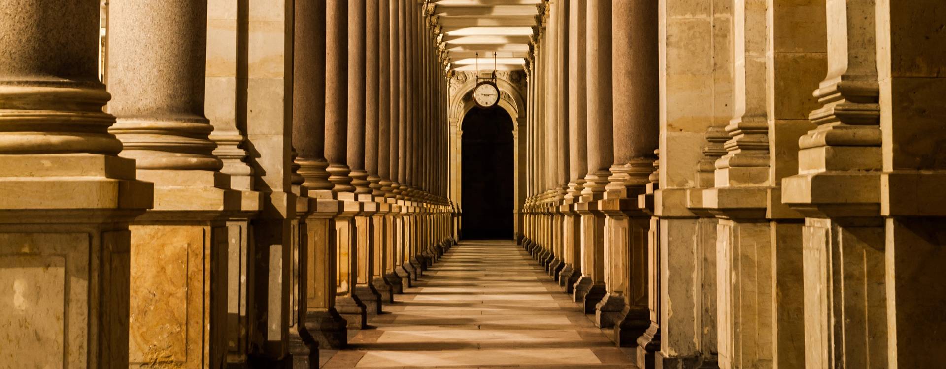 TOP FIRST MINUTE SLEVY 2026