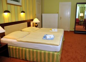 Dvoulůžkový pokoj Superior - Hotel Priessnitz - pokoj.jpg