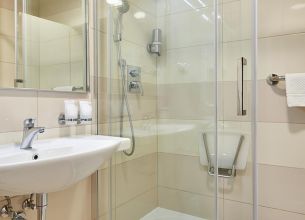 Dvoulůžkový pokoj Classic - Orea-Spa-Hotel-Cristal-Bathroom