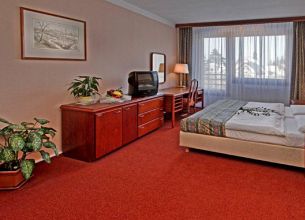 Apartmán pro 4 osoby - pokoj-hotel-krakonos-14-big