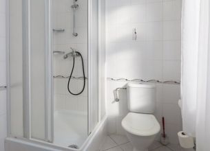 Jednolůžkový pokoj Standard - jednoluzkovy koupelna 2