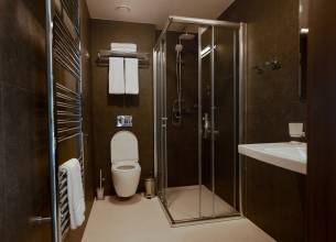Doppelzimmer Superior De Luxe - Hotel Queens - koupelna Superior de luxe