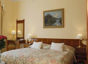 Doppelzimmer Comfort - Gebäude KRALOVSKA VILLA, VILLA TEREZA oder GEORGY HOUSE - KRALOVSKA_VILA12