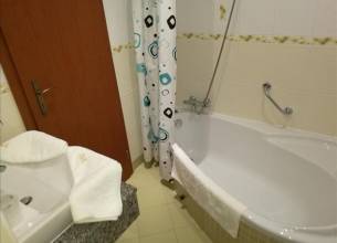 Family suite - 79d47eab-e232-496a-88c2-302f7dd6255c