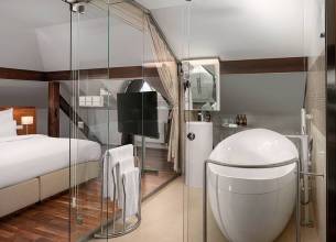 Suite Deluxe - Deluxe-suite-bathroom-view-thumb
