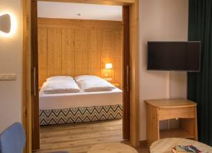 Rodinný apartmán Comfort - falkensteiner-funimation-katschberg-rooms-family-suite-comfort-2