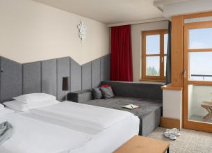Rodinný pokoj Superior - falkensteiner-hotel-sonnenalpe-zimmer-family-room-superior-5-1920x1080