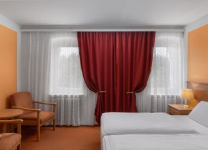 Doppelzimmer Comfort - Savoy_Room DBL_Comfort_B-3544-DavidVancisin-social