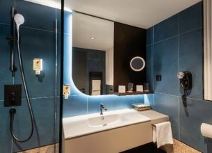 Suite s balkonem východní křílo (EAST) - 16742135914362_s7