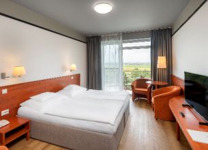 Dvoulůžkový pokoj Superior s balkonem západní křídlo (WEST) - 16874429423882_s7