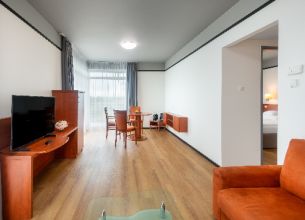 Apartmá s balkonem západní křídlo (WEST) - 16874431758682_s7