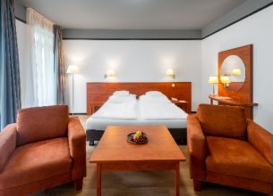 Rodinný pokoj s balkonem západní křídlo (WEST) - 16874441494698_s7