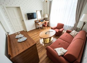 Standard suite - dsc_6846-15537672920phpjzkiqg