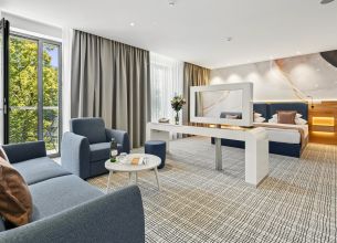 Junior Suite City View - JUNIOR SUITE CITY VIEW