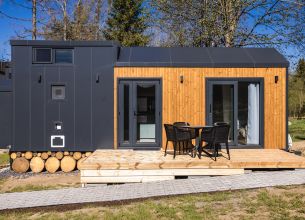 Tiny house - tiny