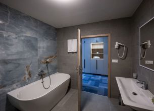 Dvoulůžkový pokoj Deluxe v LD Brusnianka - izba-deluxe-brusnianka-kupele-brusno-016