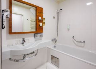 Dvoulůžkový pokoj Classic s balkonem - 216a2913-hdr