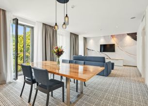 Royal Suite - 1724-royal-suite