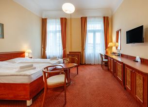 Dvoulůžkový pokoj Komfort plus - HOTEL SVOBODA_rooms_KomfortPlus_1204 (2)