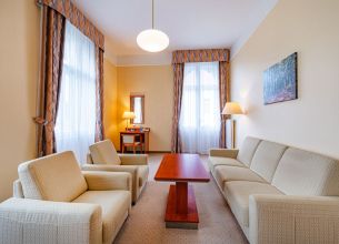 Suite - hotel_svoboda_rooms_suite_2206_(2)