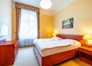 Suite - hotel_svoboda_rooms_suite_2206_(5)