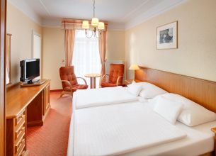 Dvoulůžkový pokoj Komfort Plus - HOTEL VLTAVA_room_Comfort Plus_DBL_605_16A7859