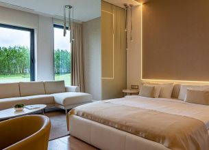 Superior Golf Studio Suite s terasou - junior-1