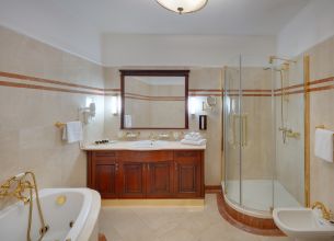 Appartement Royal - HOTEL NOVE LAZNE_room_Apartment Royal_bath_16A3837