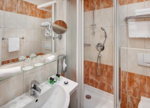 Doppelzimmer Superior Plus - HOTEL CENTRALNI LAZNE_room_Superior Plus_DBL_135_bath_16A8165