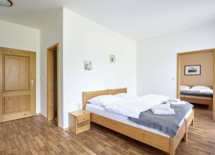 Třílůžkový pokoj Deluxe - 20220712144818_b1dLkb_full