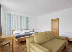 Čtyřlůžkový pokoj Deluxe - 20220915113431_mRW9qm_full
