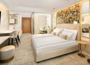 Ensuite studio s masážní vanou - apart (1)