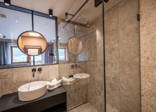 Studio Alpin Deluxe - Alpin_dleuxe_Bad-HDR