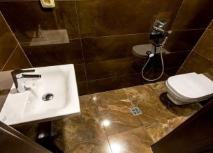 Dvouložnicový apartmán s balkonem - apart (3)