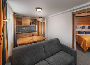 Apartmán Deluxe - e37zpMCSxINFvI1DikZpCGtmODDS_BRexbyafbrOIfFWdfeYE8HhJ3ZJmcMqoSLeMeg5ycqG-yKZiPchKCJNsaJERBTlRaqjqAEjotpKCXeiV1RTPolIBegElStE3WG2T6aqIHqWdfFSYxG3gOHfRvh005vrEBuHnpmUeHovScdVJucT4vsJE6zNSbZvzXxO