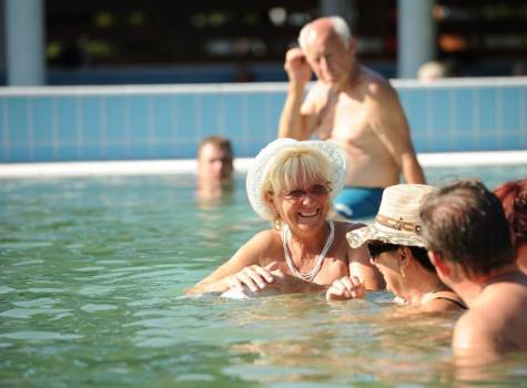 Hotel Park Inn Zalakaros - thermal pool outside