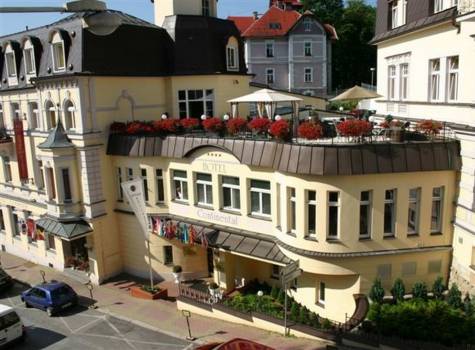 Hotel Continental - hotel-continental-marienbad-facade-02