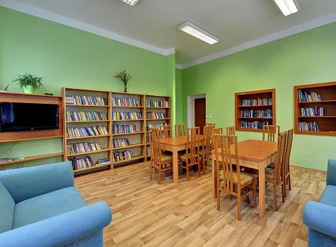 Komplex Curie - Praha_Common room with TV and Wi-Fi.jpg
