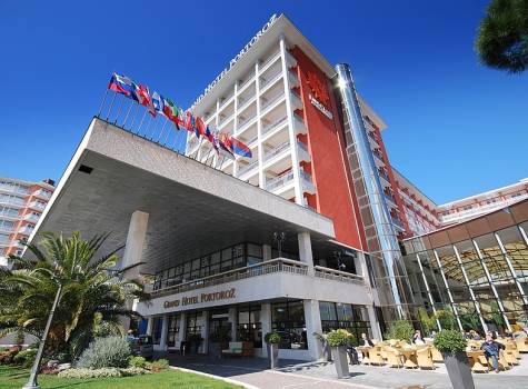 Grand Hotel Portorož Superior - GHP-glamourous main entrance