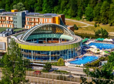 Hotel Thermana Park Laško - Panorama_odprta kupola od blizu