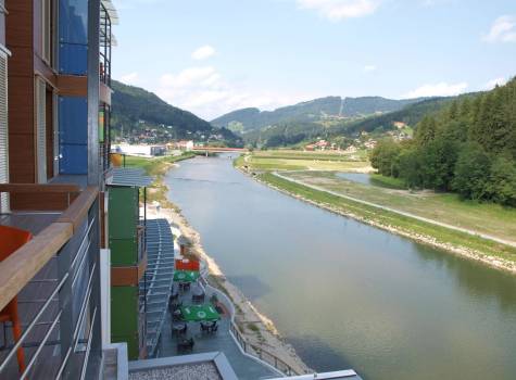 Hotel Thermana Park Laško - Room_river view from room