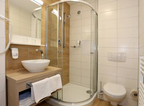 ASTORIA Hotel & Medical Spa - ASTORIA - Double room BATHROOM 3