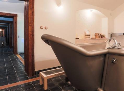 Spa Boutique hotel Löwenstein - hotel-lowenstein-garni-wellness-05.-w1700-h900-p0-q85-F-----S1-c1