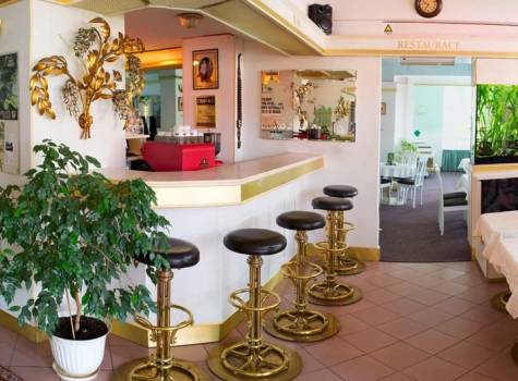 Hotel Ferdinand - recepce-4325339-1024x518