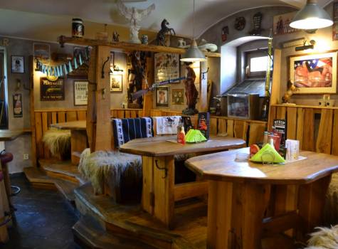 Hotel Stein - Cowboy bar new 4.jpg