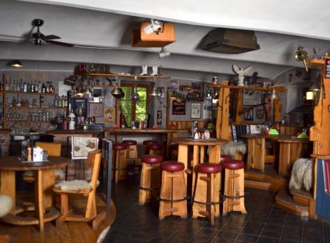 Hotel Stein - Cowboy bar new 6.jpg