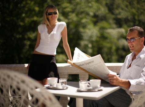 Radium Palace Spa & Wellness - Radium Palace_Coffee on terrace.jpg