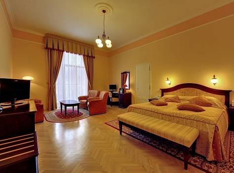 Radium Palace Spa & Wellness - Radium Palace_Suite - 1.jpg