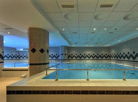 Radium Palace - Radium Palace_swimming pool - 1.jpg