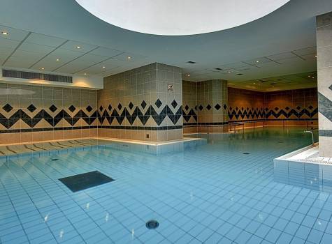 Radium Palace Spa & Wellness - Radium Palace_swimming pool - 3.jpg